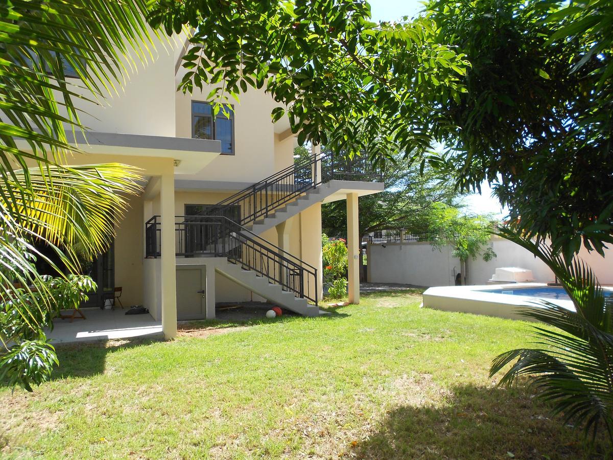 Villa Tameva Flic en Flac Luaran gambar